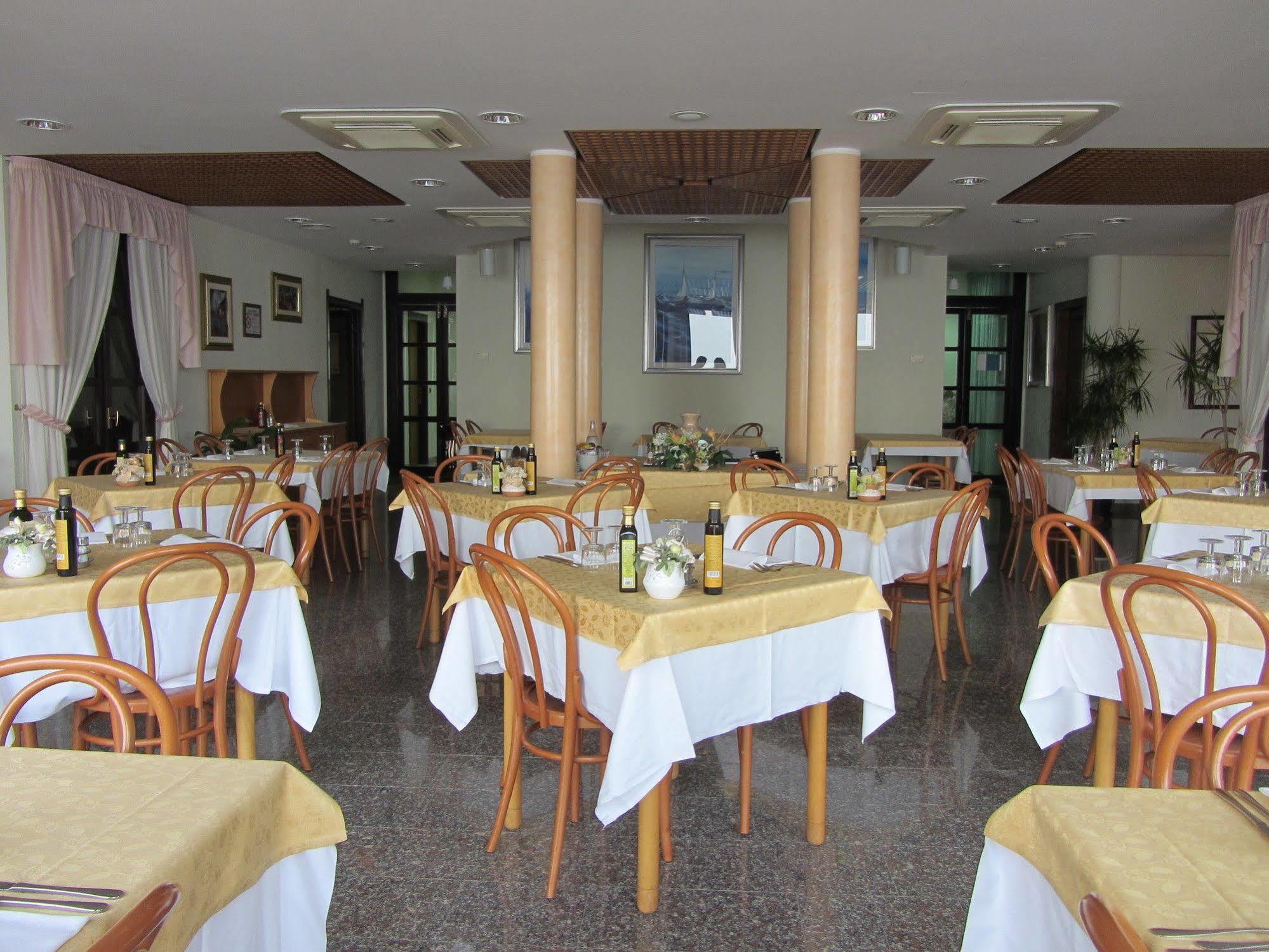 Hotel La Caletta Torre dei Corsari Extérieur photo
